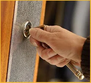 Miami Star Locksmith Miami, FL 305-908-3098 - 1-replace-locks
